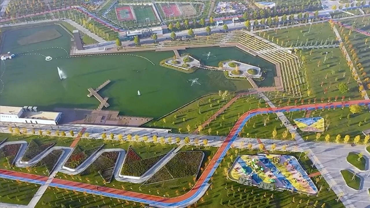 Atatürk Havalimanı Millet Bahçesi peyzaj ve spor alanlarının havadan görünümü